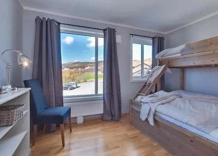 Tatil Evi Big And Modern At *